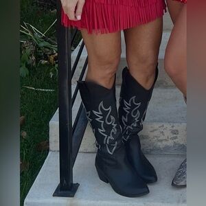 Tall Black Women's Cowboy Boots